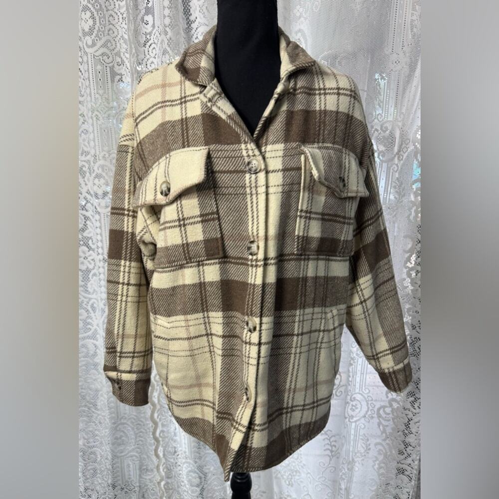 Angel Kiss LA Women’s Size S Plaid Shacket Jacket Cream Brown Flannel